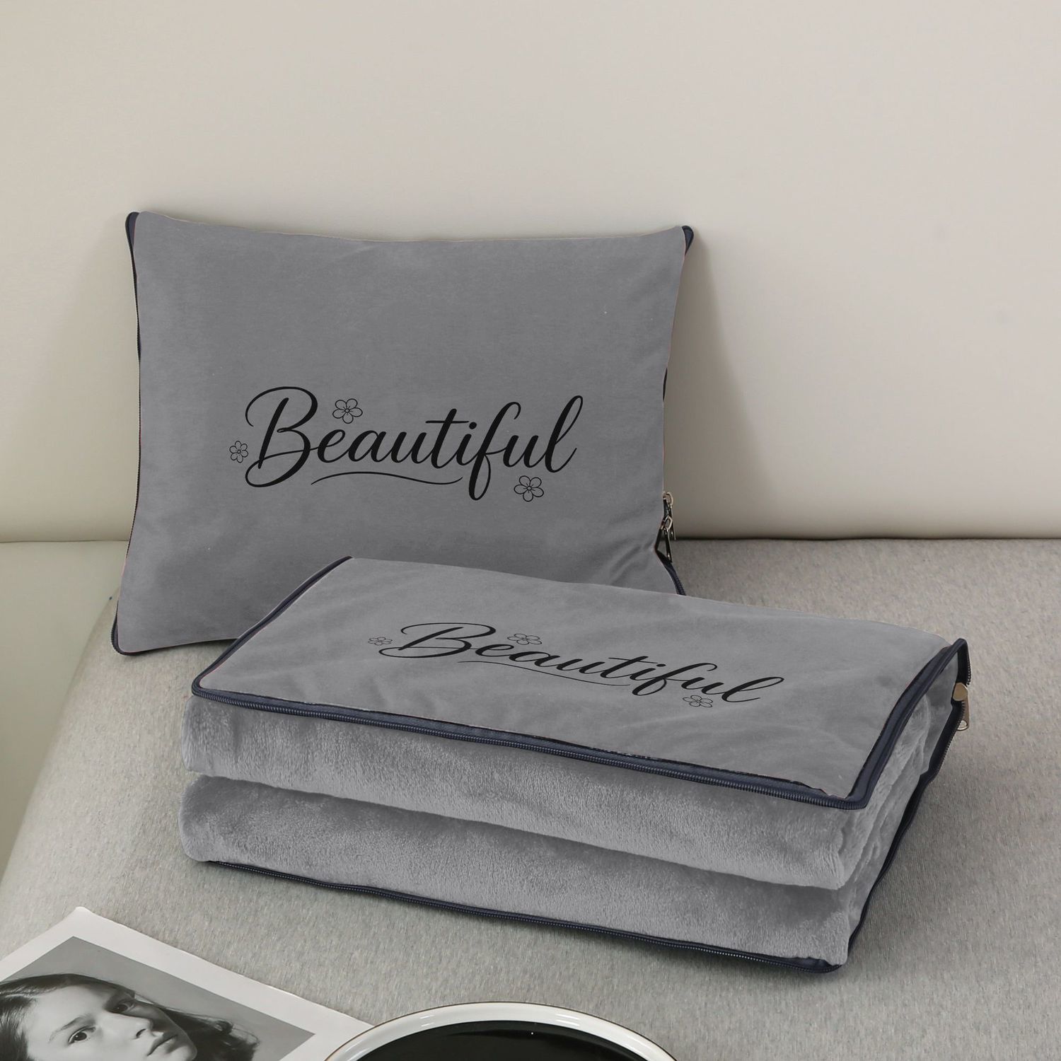 Soft Gray Velvet Pillow Blanke - Throw Pillow 评论和价格