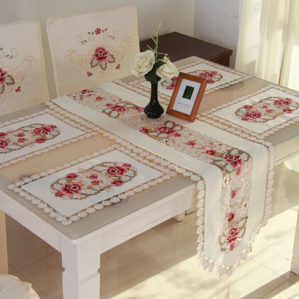 Elegant Floral Embroidered Tab - Table Runner 评论和价格