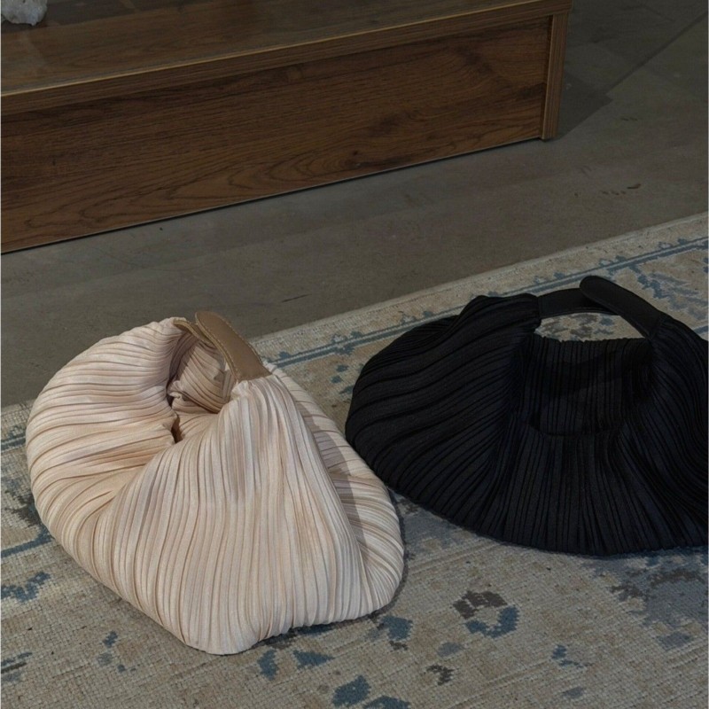 Fashion Shell Pleated Handbag  - Interior Design High End 评论和价格